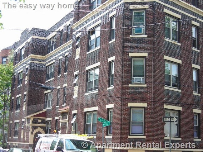 Photo - 99 Hancock St Unidad #B2