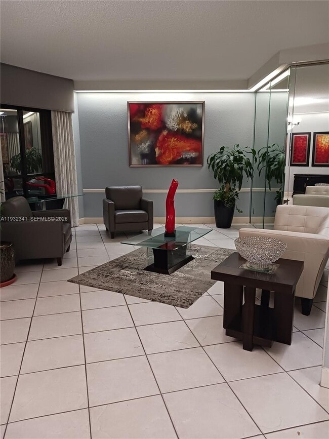 Photo - 1000 St Charles Pl Unit L2