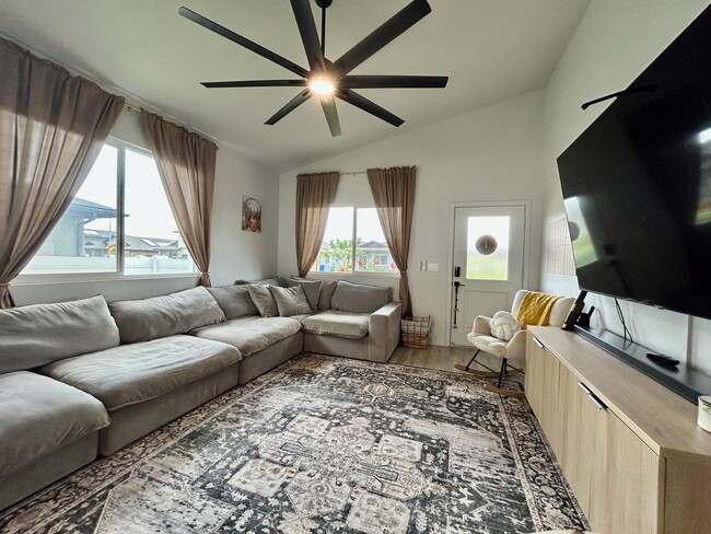 Photo - 91-4088-4088 Hikuha St