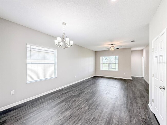 3358 Cup Dr