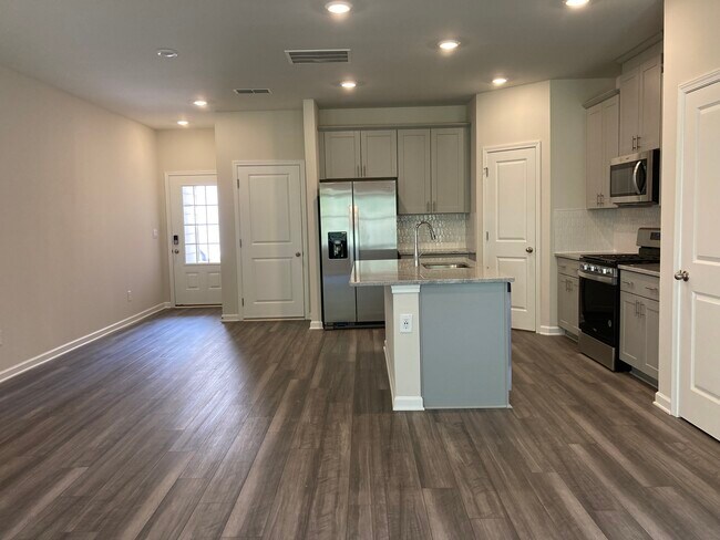 Photo - 354 Timberland Ave