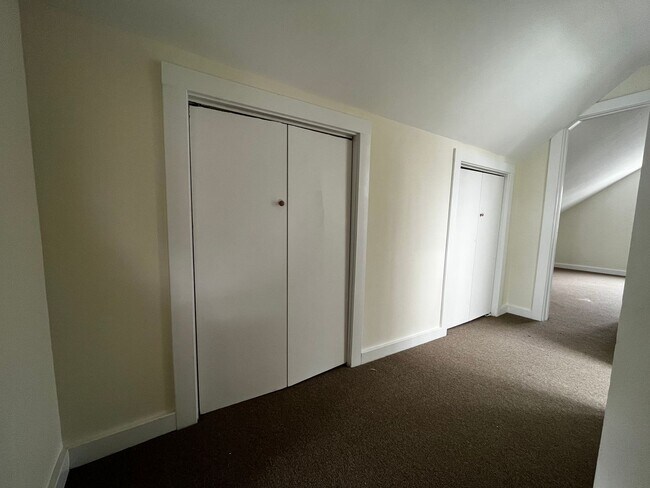 Photo - 20-22-22 Winter St Unidad 20