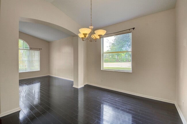 Photo - 1282 Pebble Ridge Ln