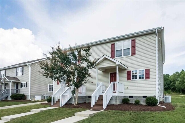 1107 Shackleton Rd
