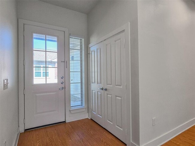 Photo - 2400 Louis Henna Blvd Unit 203