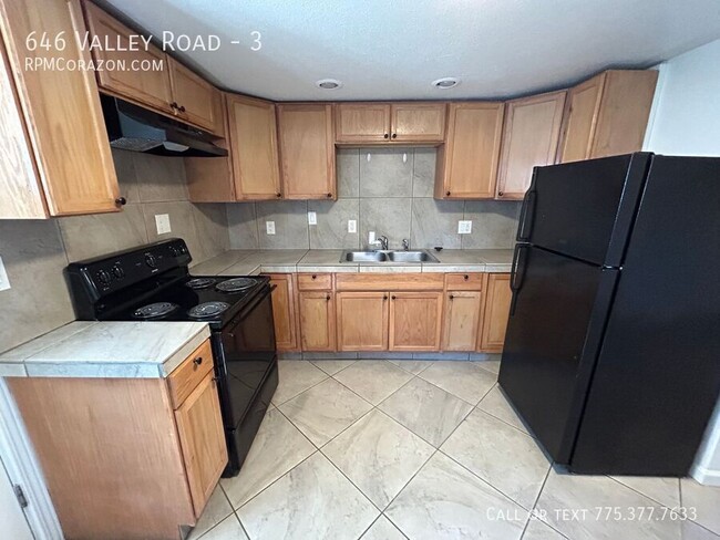 Photo - 646 Valley Rd Unit 3