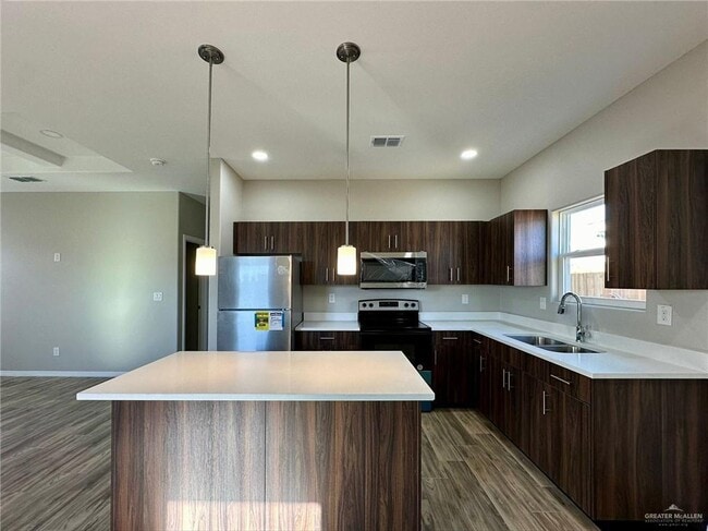 Photo - 17 E Walnut Ave Unit 3