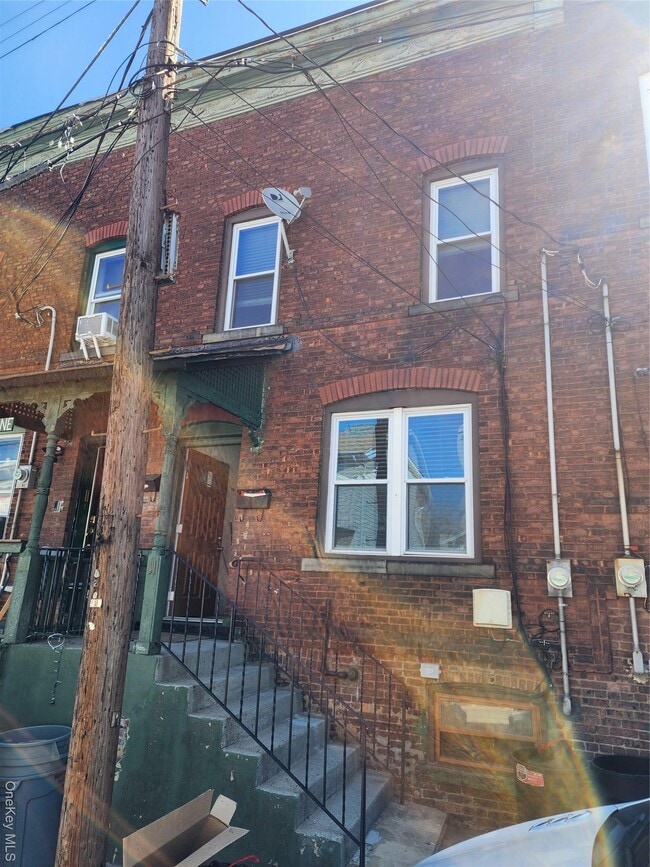 Building Photo - 11 Coonley Ct