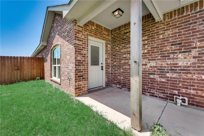 6037 Jennings Dr