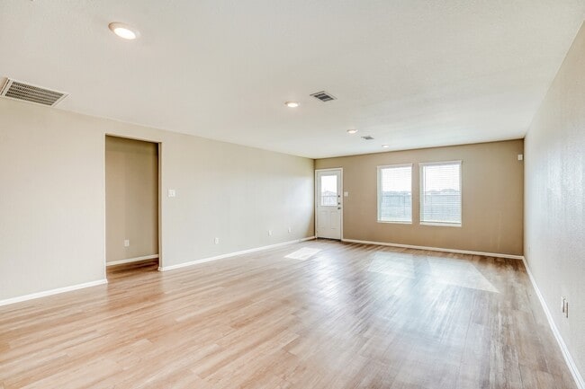 Photo - 3363 Avary River Ln