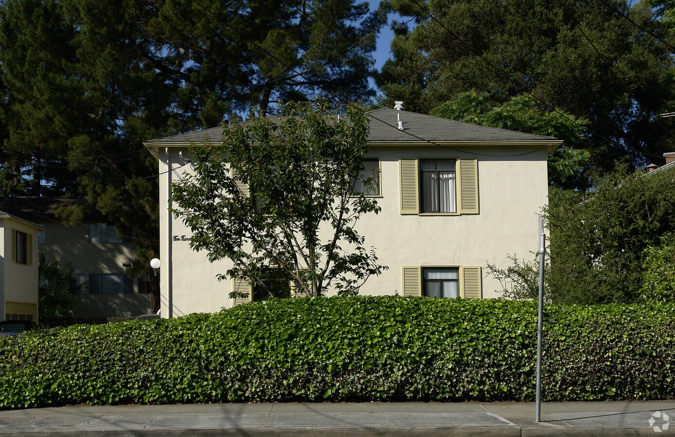 Photo - 1039 Laurel St