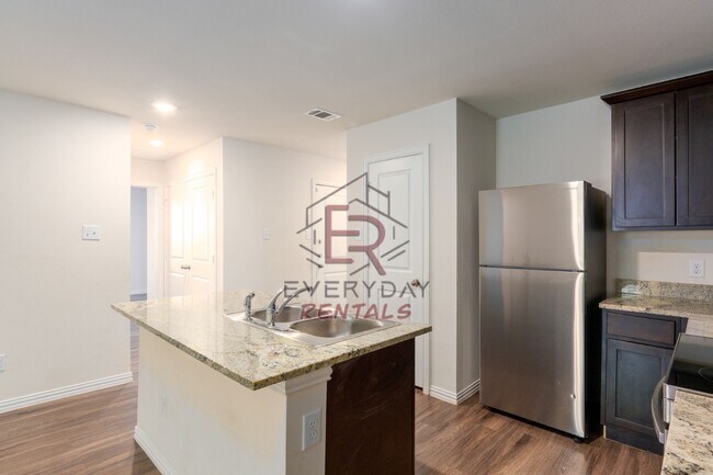 Photo - 3203 Jason Cove