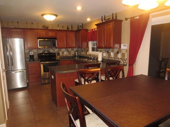 Photo - Beautiful single family home located in a quiet cul-de-sac