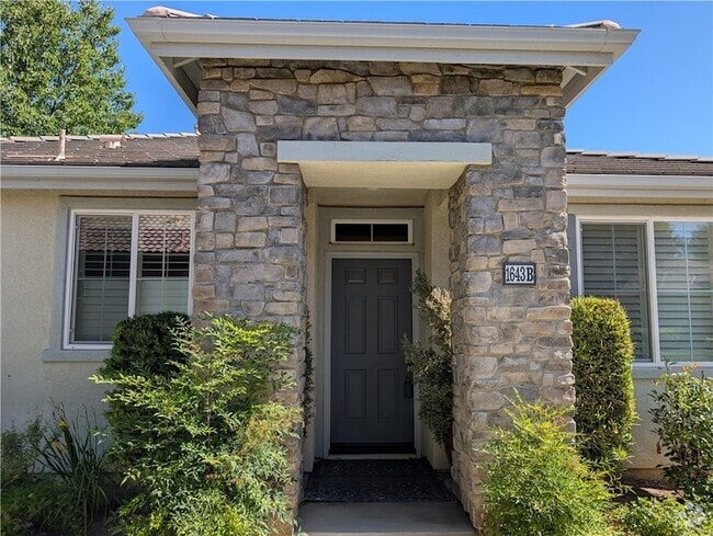 Building Photo - 1643 Beaver Creek Rental
