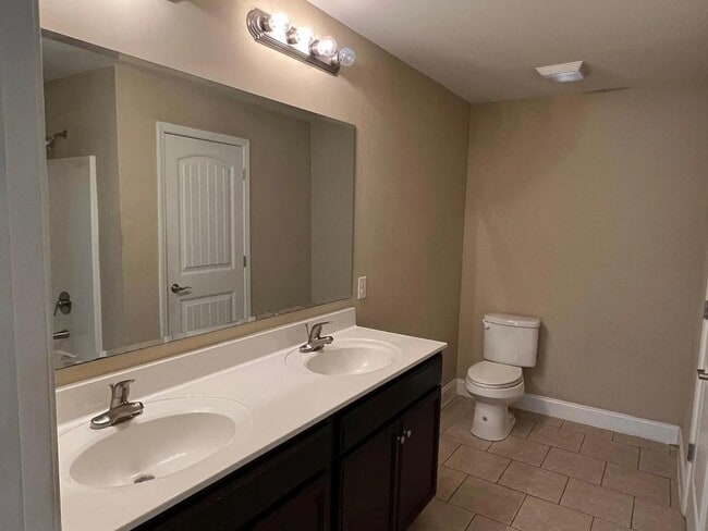 Photo - 308 Marquis Ct