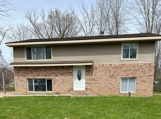 Photo - 217 Glenmoor St Unit 219 up