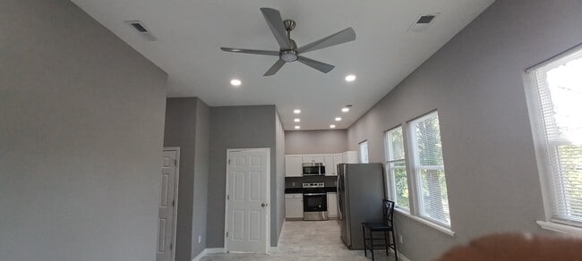 Building Photo - 7477 Old Charlotte Pike Rental