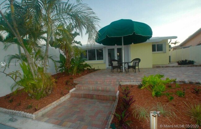 Photo - 1017 SW 12th Ct