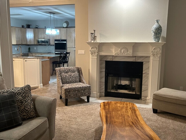 Photo - 8 Guindola Way