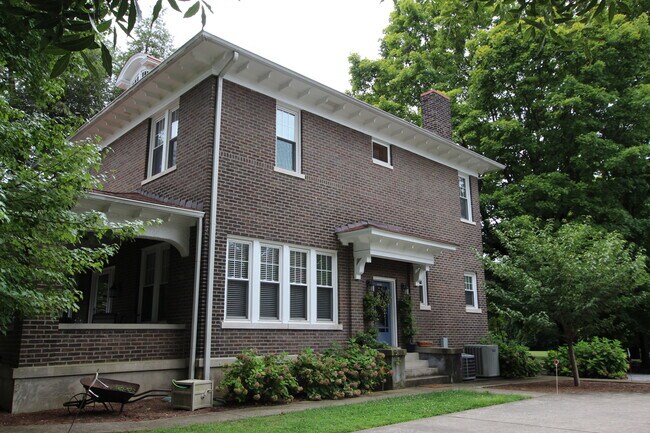 Photo - 112 S Maney Ave Unidad Maney