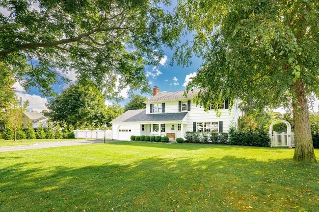 Building Photo - 18 S Rosko Dr Rental