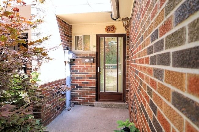 Building Photo - 80 Halsey Ave