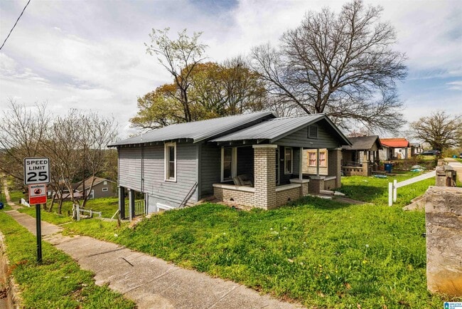 Photo - 1216 Waverly St