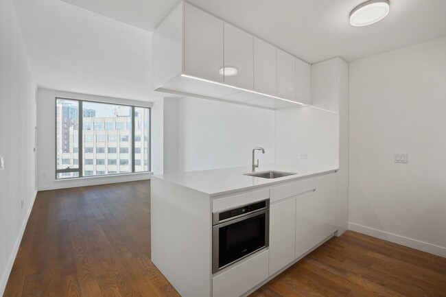 Photo - 99 Hudson St Condo Unit 1109