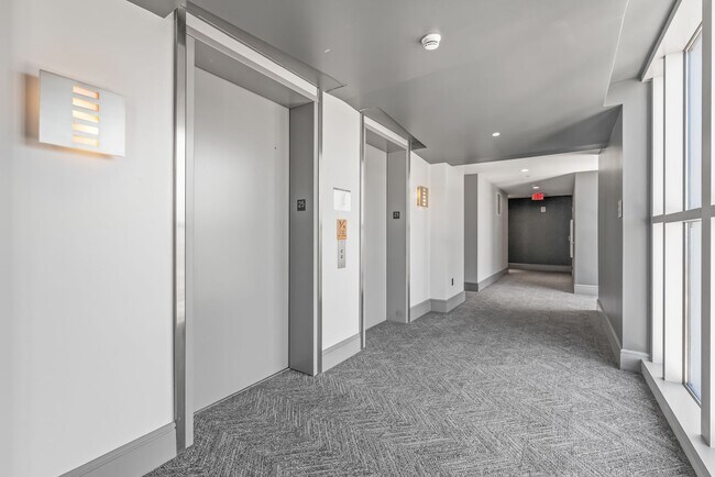 Photo - 25th Floor Condo in the heart of Uptown!! Unit 2502