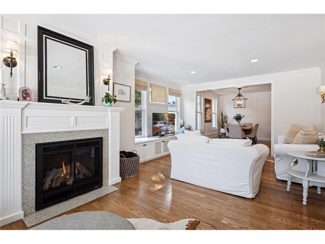 Photo - 5 Cooper Ave