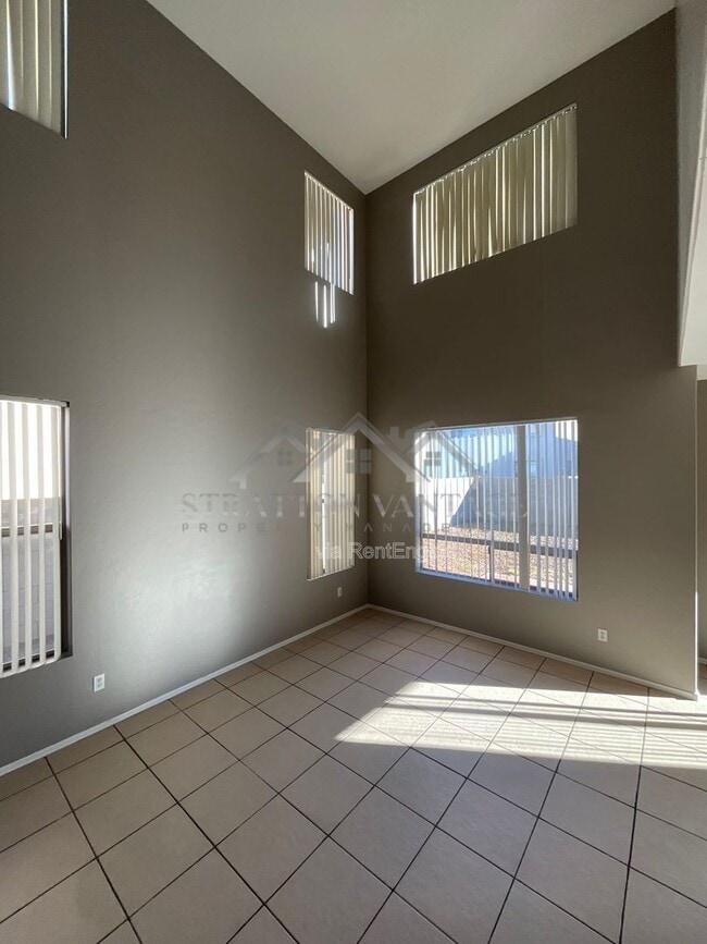 Photo - 11381 W Yuma St