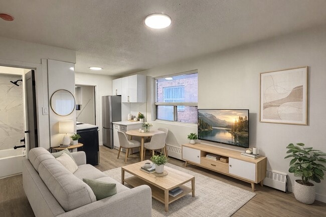 Building Photo - 60 Triller Ave Unit 3