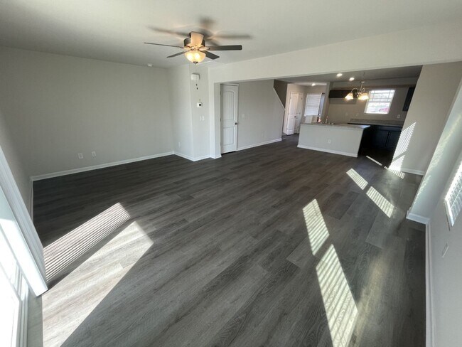 Photo - 3 Bd 2.5 Ba Townhouse