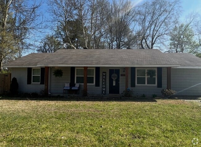Building Photo - 1503 W Nettleton Ave Rental
