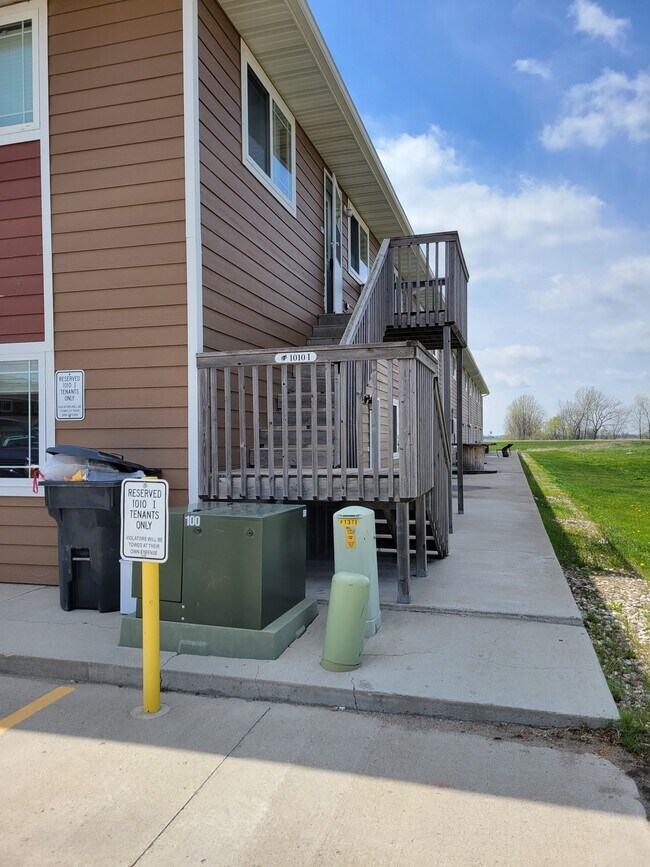 Photo - 1010 W Highway 14