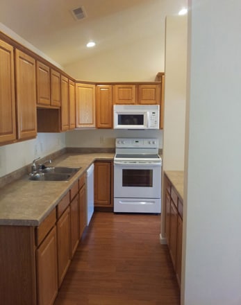 Photo - 1902 Caroline St Unit 207 Hinkley Rd.