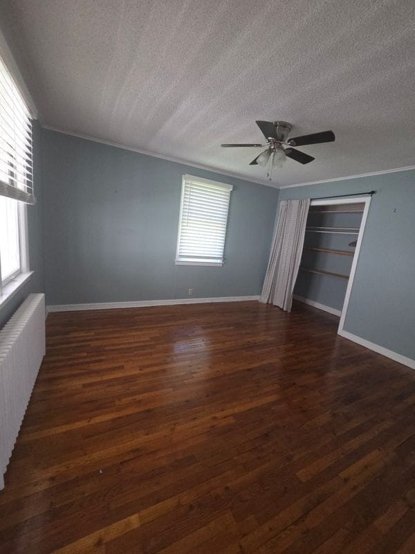 Photo - 263 N Greenbush Rd