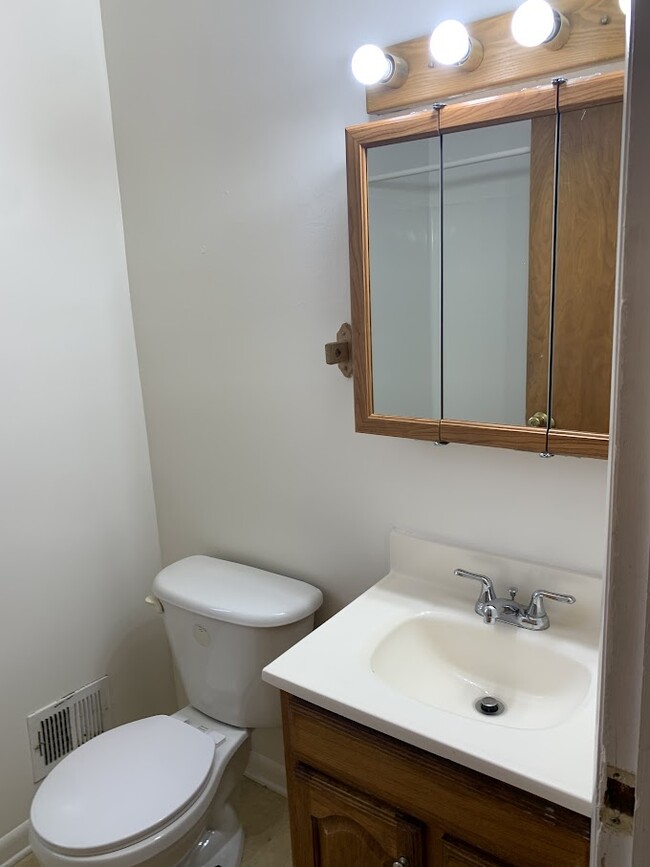 Photo - 5 Mount Royal Ct