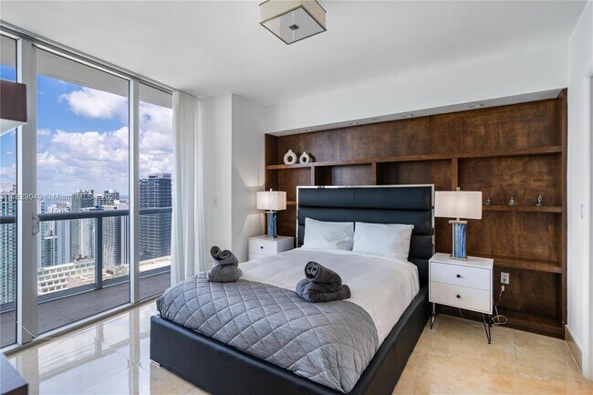 Photo - 495 Brickell Ave Unit 5705