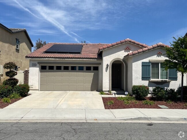 Building Photo - SINGLE STORY HOME 3 Bed 2 Bath