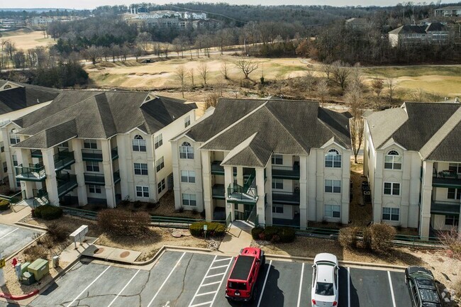 Building Photo - 351 Wildwood Dr S Unit 2 Rental