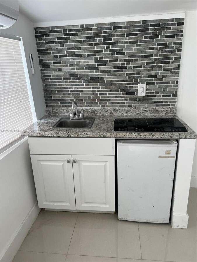 Photo - 6651 Custer St Apartment Unit 2