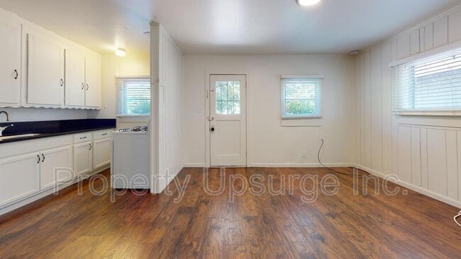 Photo - 630 Bird St Unit 4