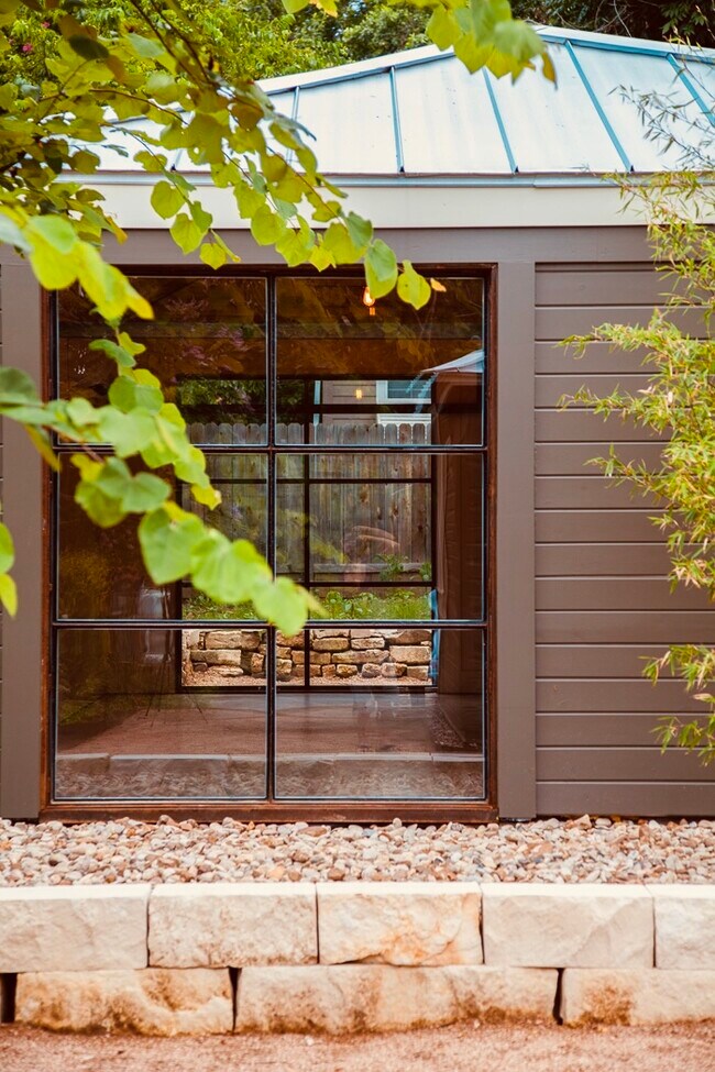 Photo - 1306 Oxford Ave