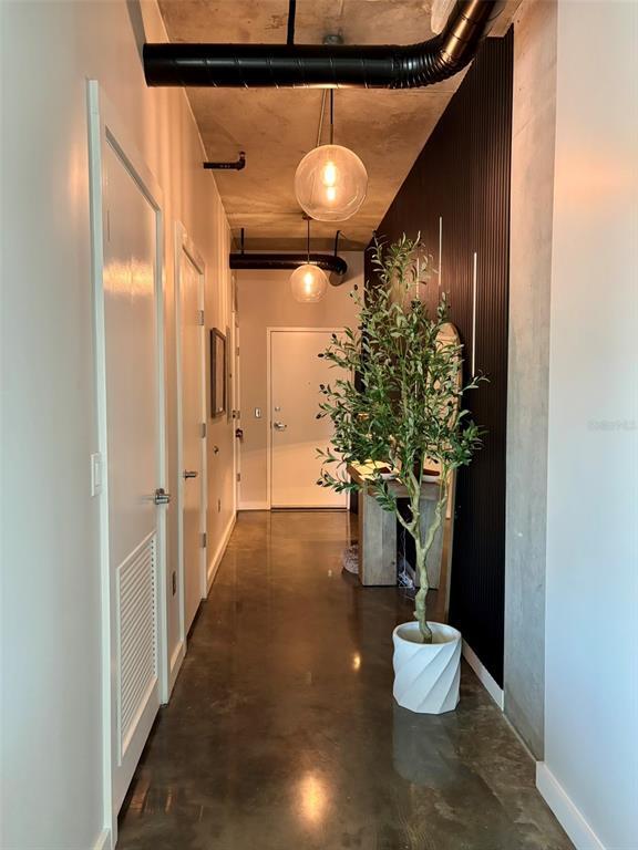 Photo - 1212 E Whiting St Unit 201