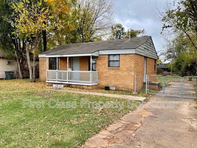 Building Photo - 3712 SE 15th St Rental