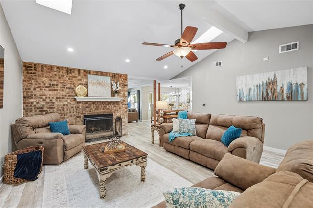 Photo - 2908 Steve Dr