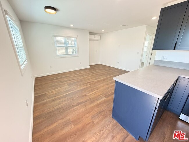 818 N Harper Ave