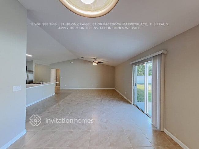 Photo - 2001 SW Del Rio Blvd