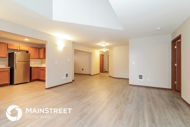 Photo - 1424 202nd St Ct E